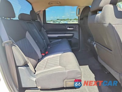 Zdjęcie 10 z 12 samochodu: 2017 TOYOTA TUNDRA SR5 VIN:5TFDW5F10HX659860 - miniatura