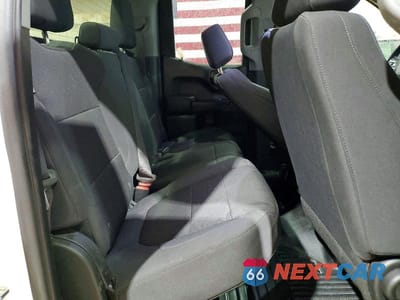Zdjęcie 10 z 12 samochodu: 2021 CHEVROLET SILVERADO C1500 VIN:1GCRWAEH2MZ371365 - miniatura