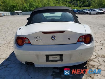 Zdjęcie 6 z 12 samochodu: 2003 BMW Z4 2.5 VIN:4USBT33473LS47884 - miniatura