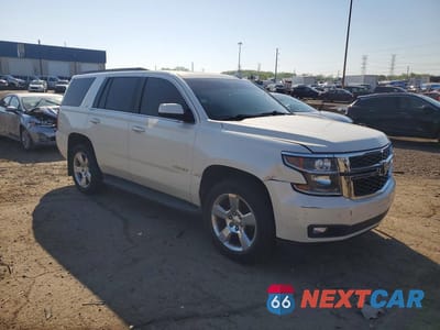 Czwarte zdjęcie samochodu z boku: 2015 CHEVROLET TAHOE K1500 LT VIN:1GNSKBKC0FR540658 - miniatura