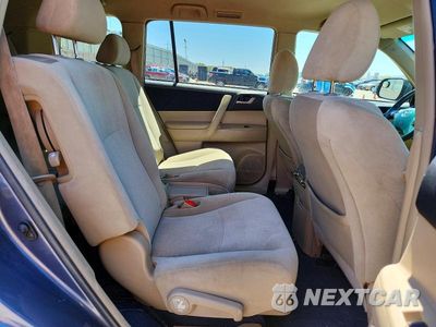 Zdjęcie 11 z 14 samochodu: 2012 TOYOTA HIGHLANDER BASE VIN:5TDBK3EH9CS119590 - miniatura