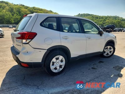 Trzecie zdjęcie samochodu z tyłu: 2019 SUBARU FORESTER VIN:JF2SKAAC1KH469136 - miniatura