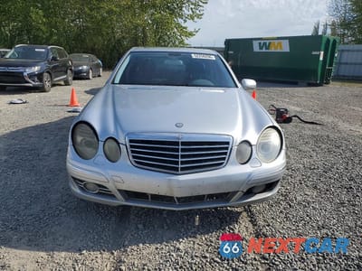 Piąte zdjęcie samochodu w środku: 2007 MERCEDES-BENZ E 350 VIN:WDBUF56X87B031642 - miniatura