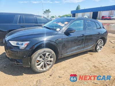 2021 AUDI E-TRON PREMIUM PLUS WA1LAAGE1MB020277 - główne zdjęcie licytacji z USA - miniatura