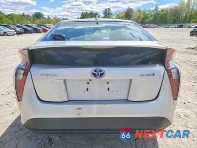 Zdjęcie 6 z 12 samochodu: 2016 TOYOTA PRIUS TWO VIN:JTDKBRFU1G3508486 - miniatura