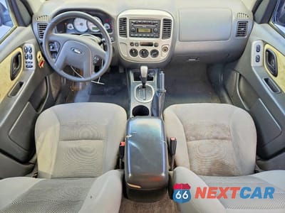 Zdjęcie 8 z 13 samochodu: 2006 FORD ESCAPE XLT VIN:1FMYU03106KA18700 - miniatura