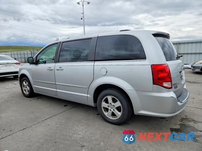 Drugie zdjęcie samochodu z przodu: 2014 DODGE GRAND CARAVAN SXT VIN:2C4RDGCG9ER400651 - miniatura