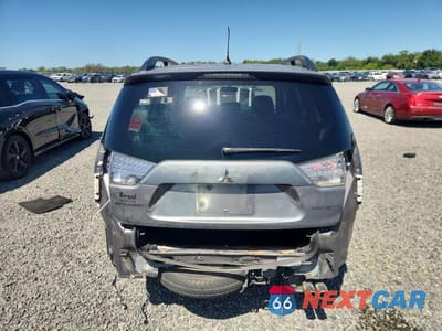Zdjęcie 6 z 13 samochodu: 2007 MITSUBISHI OUTLANDER ES VIN:JA4MS31X27Z006519 - miniatura