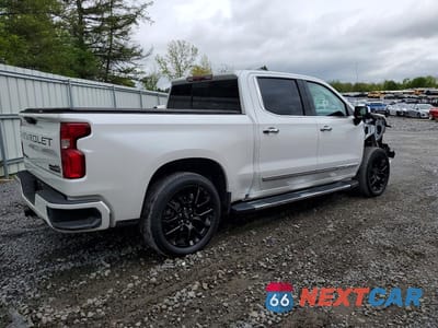 Trzecie zdjęcie samochodu z tyłu: 2023 CHEVROLET SILVERADO K1500 HIGH COUNTRY VIN:1GCUDJED0PZ243076 - miniatura