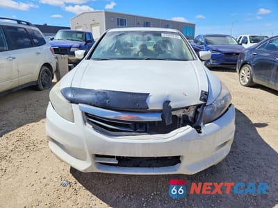 Piąte zdjęcie samochodu w środku: 2011 HONDA ACCORD EXL VIN:1HGCP3F87BA800106 - miniatura