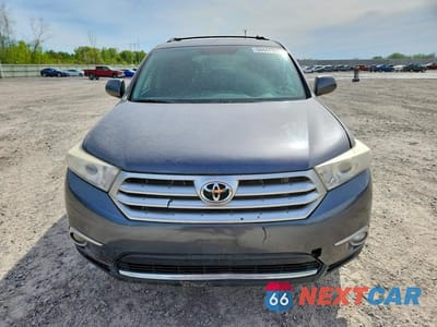 Piąte zdjęcie samochodu w środku: 2011 TOYOTA HIGHLANDER SE VIN:5TDBK3EH4BS048314 - miniatura