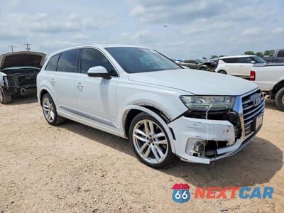 Czwarte zdjęcie samochodu z boku: 2017 AUDI Q7 PRESTIGE VIN:WA1VAAF76HD019549 - miniatura