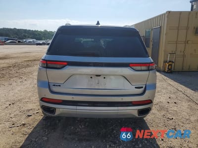 Zdjęcie 6 z 14 samochodu: 2025 JEEP GRAND CHEROKEE SUMMIT VIN:1C4RJHEG2S8768480 - miniatura