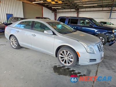 Czwarte zdjęcie samochodu z boku: 2013 CADILLAC XTS PREMIUM COLLECTION VIN:2G61T5S30D9153752 - miniatura