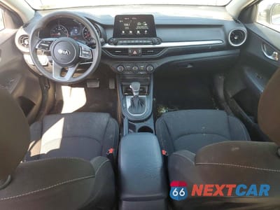 Zdjęcie 8 z 12 samochodu: 2021 KIA FORTE LXS VIN:3KPF24AD4ME376212 - miniatura