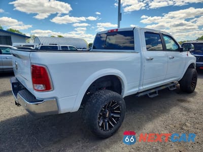 Trzecie zdjęcie samochodu z tyłu: 2017 RAM 2500 LARAMIE VIN:3C6TR5FJXHG555178 - miniatura