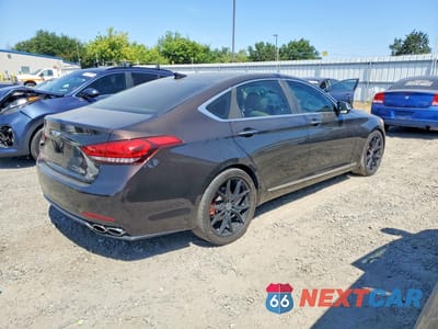 Trzecie zdjęcie samochodu z tyłu: 2015 HYUNDAI GENESIS 5.0L VIN:KMHGN4JF2FU035680 - miniatura
