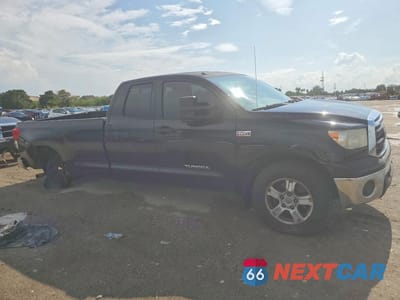 Czwarte zdjęcie samochodu z boku: 2012 TOYOTA TUNDRA DOUBLE CAB SR5 VIN:5TFCW5F11CX014297 - miniatura