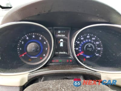 Zdjęcie 9 z 13 samochodu: 2014 HYUNDAI SANTA FE SPORT 2.0T VIN:5XYZWDLA4EG221751 - miniatura