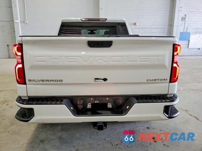 Zdjęcie 6 z 12 samochodu: 2021 CHEVROLET SILVERADO K1500 CUSTOM VIN:3GCPYBEK7MG256263 - miniatura