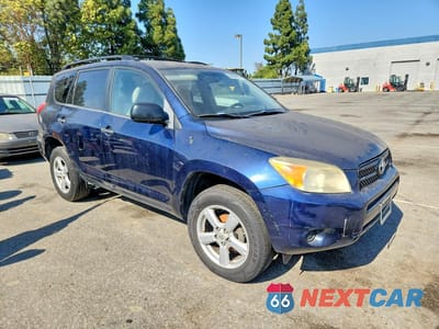 Czwarte zdjęcie samochodu z boku: 2007 TOYOTA RAV4 BASE VIN:JTMBD33V376046547 - miniatura