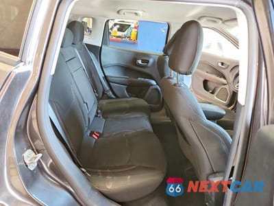 Zdjęcie 11 z 13 samochodu: 2017 JEEP COMPASS SPORT VIN:3C4NJCAB7HT658191 - miniatura