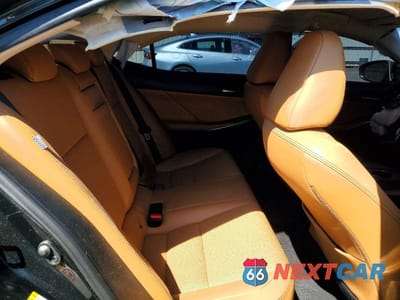 Zdjęcie 10 z 12 samochodu: 2018 LEXUS IS 300 VIN:JTHC81D25J5030007 - miniatura