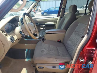 Zdjęcie 7 z 12 samochodu: 2005 FORD EXPLORER SPORT TRAC VIN:1FMDU67K05UA12886 - miniatura