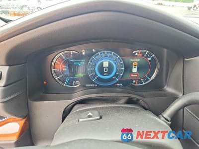 Zdjęcie 9 z 13 samochodu: 2017 CADILLAC ESCALADE ESV PREMIUM LUXURY VIN:1GYS4JKJ5HR241529 - miniatura