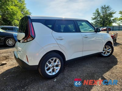 Trzecie zdjęcie samochodu z tyłu: 2025 KIA SOUL LX VIN:KNDJ23AU0S7960673 - miniatura