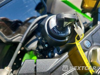 Zdjęcie 8 z 9 samochodu: 2025 KAWASAKI ZX1002 M VIN:JKBZXVM16SA010201 - miniatura