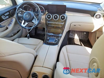Zdjęcie 8 z 13 samochodu: 2022 MERCEDES-BENZ GLC 300 VIN:W1N0G8DB6NV336681 - miniatura