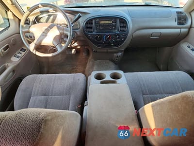Zdjęcie 8 z 12 samochodu: 2002 TOYOTA TUNDRA SR5 V8 VIN:5TBBT44112S330426 - miniatura
