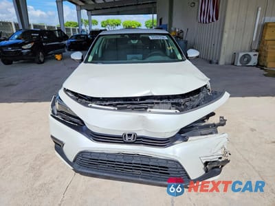 Piąte zdjęcie samochodu w środku: 2022 HONDA CIVIC LX VIN:2HGFE2F22NH559473 - miniatura