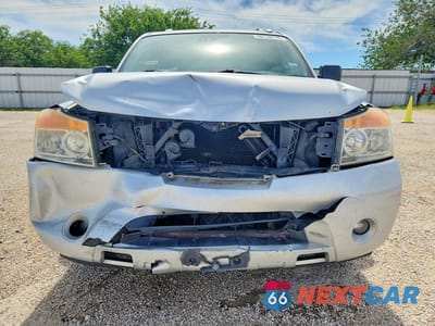Piąte zdjęcie samochodu w środku: 2015 NISSAN ARMADA SV VIN:5N1BA0ND4FN604918 - miniatura