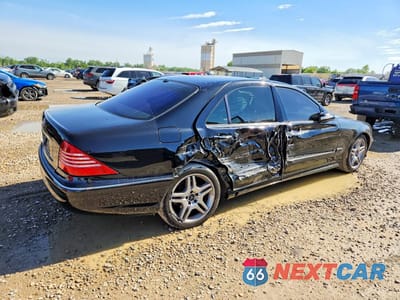 Trzecie zdjęcie samochodu z tyłu: 2006 MERCEDES-BENZ S 500 VIN:WDBNG75JX6A484224 - miniatura