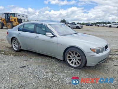 Czwarte zdjęcie samochodu z boku: 2003 BMW 745 LI VIN:WBAGN63473DS45132 - miniatura