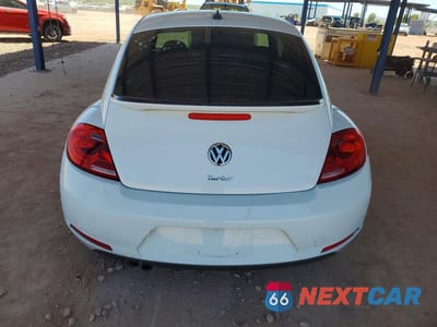 Zdjęcie 6 z 12 samochodu: 2016 VOLKSWAGEN BEETLE SE VIN:3VWJ17AT1GM613459 - miniatura