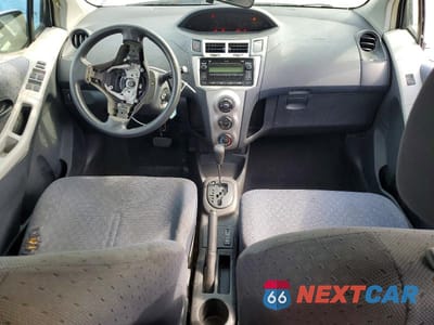 Zdjęcie 8 z 14 samochodu: 2010 TOYOTA YARIS BASE VIN:JTDKT4K38A5297988 - miniatura