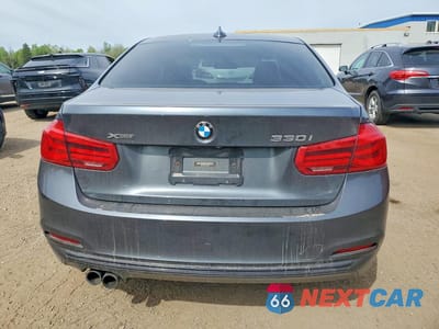 Zdjęcie 6 z 12 samochodu: 2018 BMW 330 XI VIN:WBA8D9C58JEM31819 - miniatura
