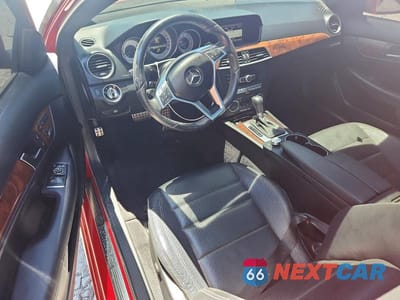 Zdjęcie 8 z 12 samochodu: 2013 MERCEDES-BENZ C 350 4MATIC VIN:WDDGJ8JB0DG039460 - miniatura