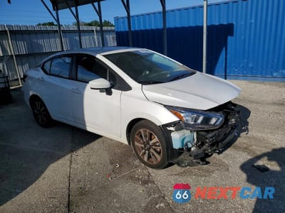 Czwarte zdjęcie samochodu z boku: 2022 NISSAN VERSA SV VIN:3N1CN8EV1NL839461 - miniatura