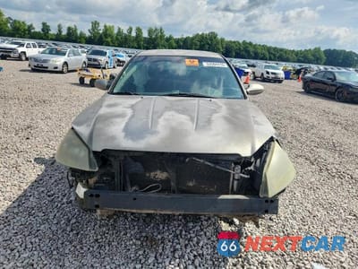 Piąte zdjęcie samochodu w środku: 2005 NISSAN ALTIMA 2.5 VIN:1N4AL11E05C250586 - miniatura