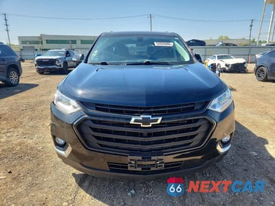 Piąte zdjęcie samochodu w środku: 2019 CHEVROLET TRAVERSE LT VIN:1GNERGKW3KJ165390 - miniatura