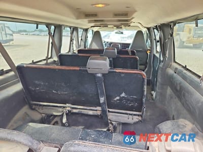 Zdjęcie 10 z 13 samochodu: 2020 CHEVROLET EXPRESS G3500 LS VIN:1GAZGNFG5L1121683 - miniatura