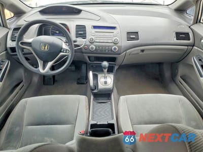 Zdjęcie 8 z 13 samochodu: 2010 HONDA CIVIC LX VIN:2HGFA1F50AH332230 - miniatura