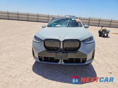 Piąte zdjęcie samochodu w środku: 2025 BMW X3 VIN:5UX53GP01S9118907 - miniatura