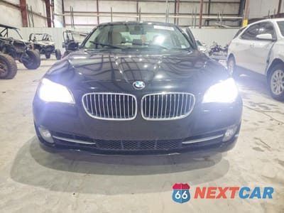 Piąte zdjęcie samochodu w środku: 2012 BMW 528 XI VIN:WBAXH5C5XCDW09621 - miniatura