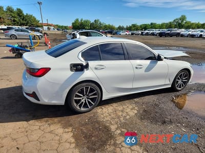 Trzecie zdjęcie samochodu z tyłu: 2019 BMW 330XI VIN:WBA5R7C55KAJ84860 - miniatura