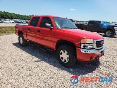 Czwarte zdjęcie samochodu z boku: 2006 GMC NEW SIERRA K1500 VIN:2GTEK13T961181656 - miniatura